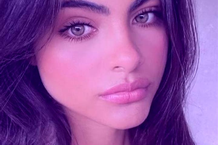 Hannah, 27, a black green-eyed indian companion based in Belair. Offering CIM, Fetish. Available for incall and outcall, day and evening dates.