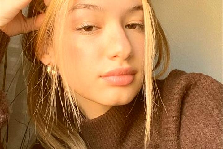 Hannah, 27, a blonde brown-eyed middle eastern companion based in Fazana. Offering Girlfriend Experience, BDSM, Domination. Available for incall and outcall,...