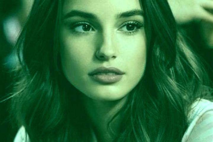 Hannah, 27, a brunette brown-eyed caribbean companion based in Zyryanka. Offering Travel Companion, Deep French Kissing, Massage, Girlfriend Experience, Coup...