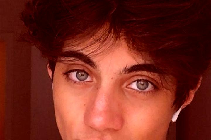 Hannah, 27, a chestnut grey-eyed caucasian companion based in Al Bilad. Offering OWO, GFE, BDSM. Available for incall and outcall, overnight bookings available.