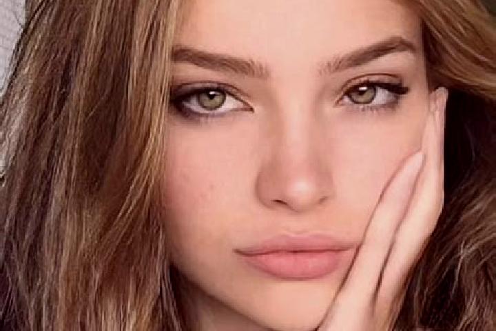 Hannah, 27, a chestnut hazel-eyed caribbean companion based in Gossops Green. Offering Deep French Kissing, Prostate Massage, CIM, Duos. Available for incall...