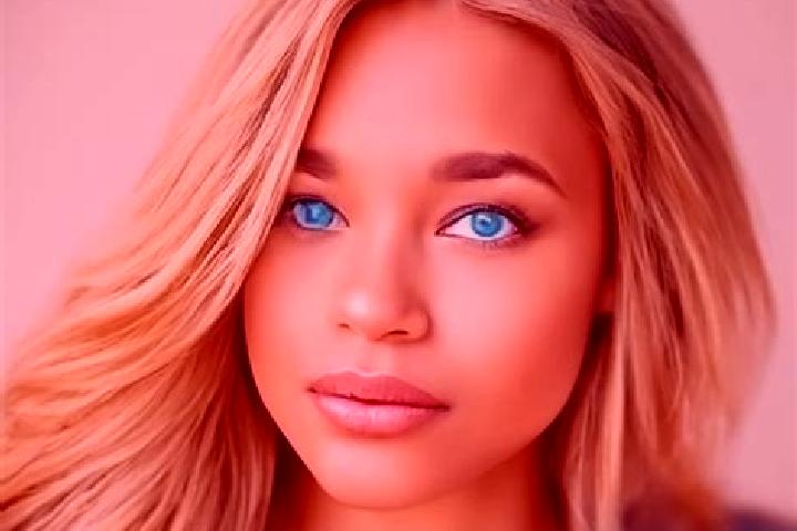 Hannah, 27, a dark blonde blue-eyed latina companion based in Divinopolis do Tocantins. Offering Fetish, A-Level, Party Girl. Available for incall and outcal...