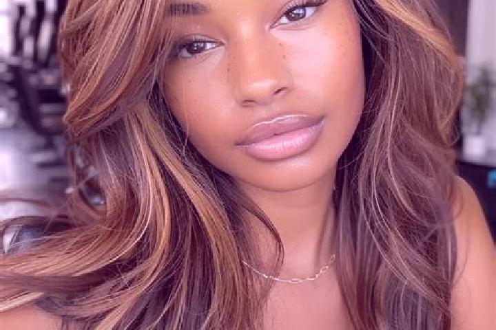 Hannah, 27, a dark blonde hazel-eyed ebony companion based in Debaltseve. Offering Roleplay, Girlfriend Experience, Dinner Date. Available for incall and out...