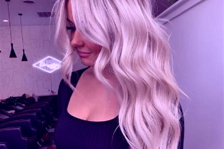 Hannah, 27, a platinum blonde green-eyed ebony companion based in Nar yan-Mar. Offering Deep French Kissing, Dinner Date. Available for incall and outcall, d...