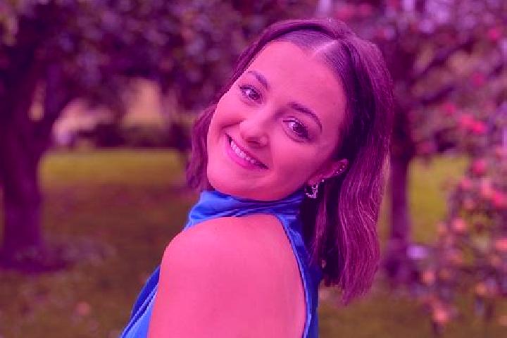 Hannah, 27 — Escort in Johnsonville, New Zealand