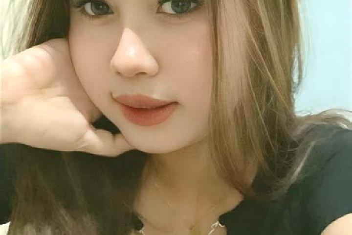Hannah, 27 — Escort in Menjalin, Indonesia