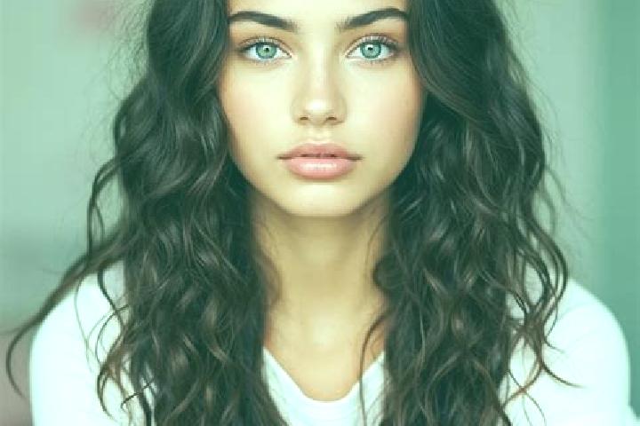 Hannah, 28, a black amber-eyed mediterranean companion based in Mount Egerton. Offering CIM, Couples, 69, Erotic Massage. Available for incall and outcall, o...