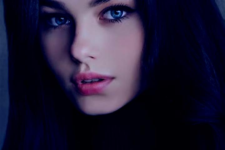 Hannah, 28, a black dark-eyed slavic companion based in Jovita. Offering BDSM, Fetish, Travel Companion. Available for incall and outcall, day and evening da...