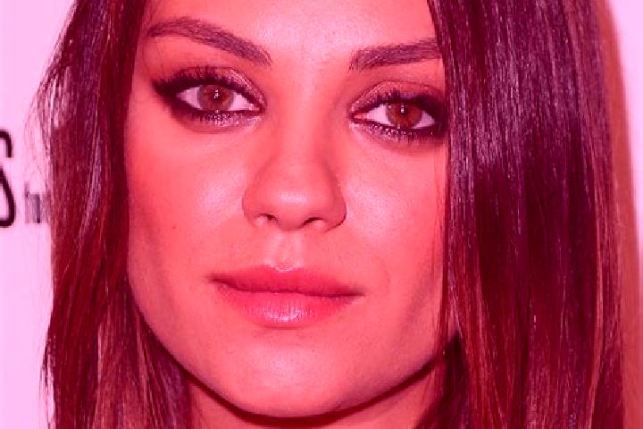 Hannah, 28, a black hazel-eyed indian companion based in Lancie. Offering GFE, Couples, A-Level. Available for incall and outcall, overnight bookings available.