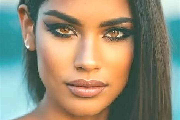 Hannah, 28, a dark blonde green-eyed latina companion based in Agia Anna. Offering BDSM, Party Girl, OWO. Available for incall and outcall, overnight booking...