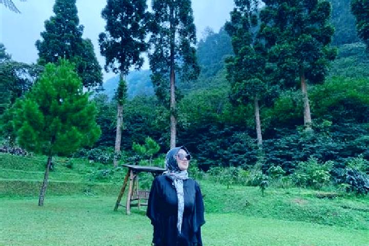 Hannah, 28 — Escort in Batulayang, Indonesia