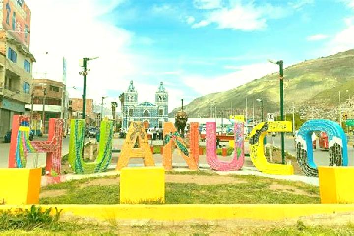 Hannah, 28 — Escort in Huanoquite, Peru