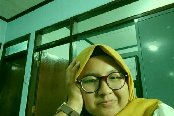 Hannah, 28 — Escort in Jeruklegi, Indonesia