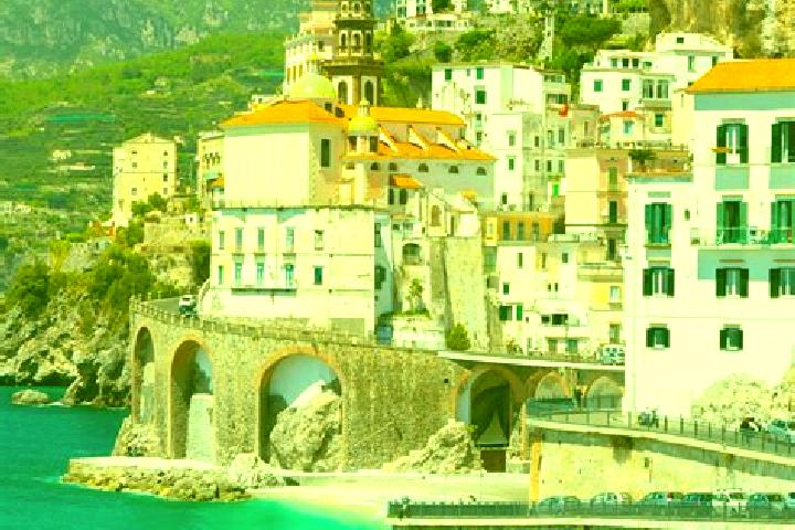 Hannah, 28 — Escort in Marcignago, Italy