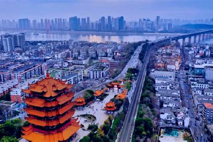 Hannah, 28 — Escort in Wen an, China
