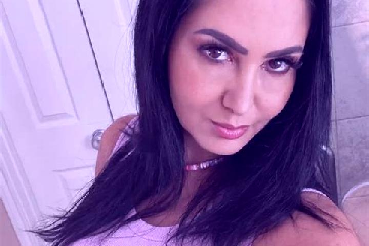 Hannah, 29, a black blue-eyed slavic companion based in Dinaodi. Offering Tantra, Overnight, OWO, Deep French Kissing. Available for incall and outcall, day ...
