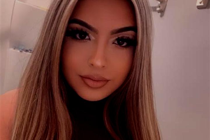 Hannah, 29, a blonde amber-eyed latina companion based in Queen Village. Offering BDSM, Fetish, A-Level. Available for incall and outcall, day and evening da...