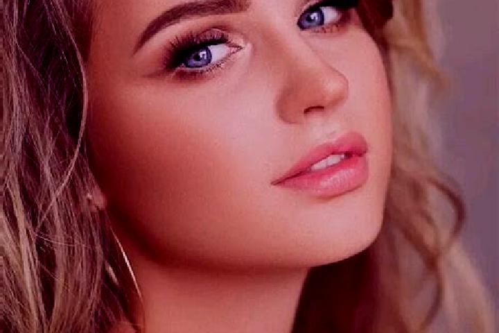 Hannah, 29, a dark blonde blue-eyed mediterranean companion based in Lohja. Offering Girlfriend Experience, GFE, CIM, Party Girl. Available for incall and ou...