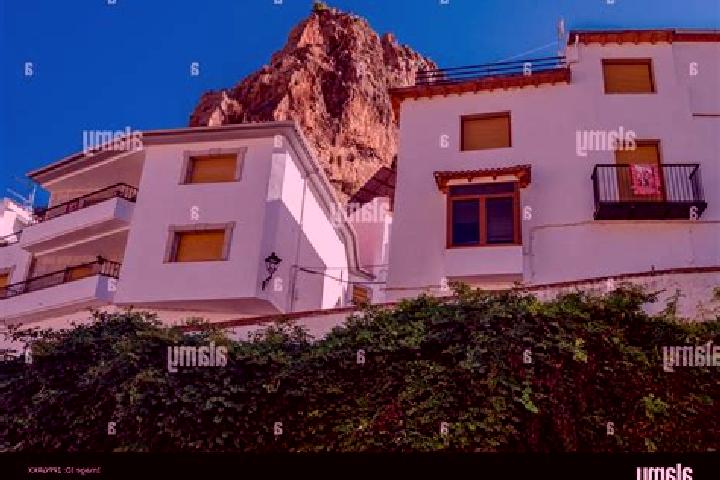 Hannah, 29 — Escort in Cambil, Spain