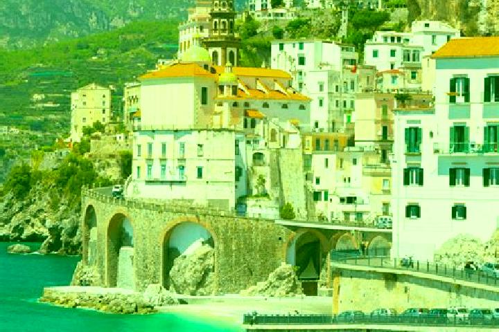 Hannah, 29 — Escort in Castelnovetto, Italy