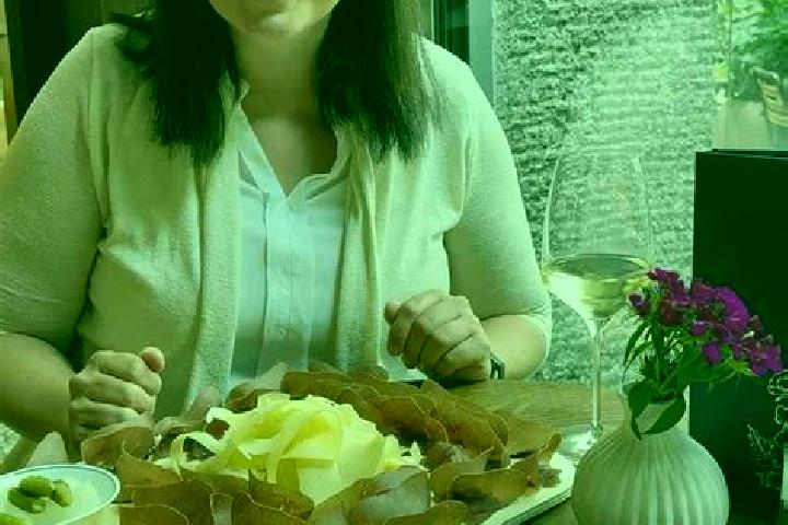 Hannah, 29 — Escort in Schlieren / Boden, Switzerland