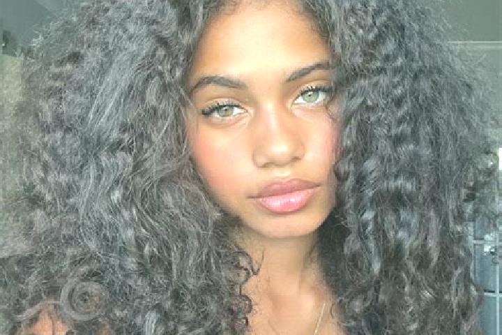 Hannah, 30, a auburn blue-eyed ebony companion based in Viitasaari. Offering Erotic Massage, Travel Companion, Couples, Deep French Kissing. Available for in...
