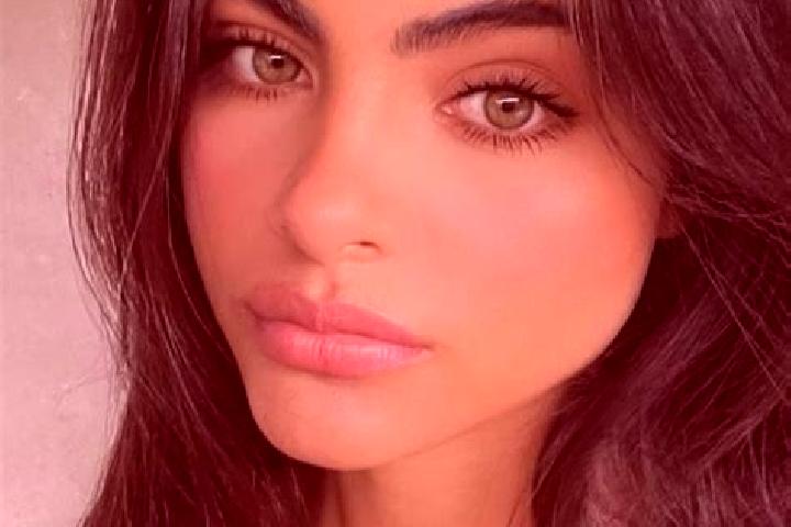 Hannah, 30, a black hazel-eyed mixed companion based in Villa Luvianos. Offering Duos, Overnight, Girlfriend Experience. Available for incall and outcall, ov...