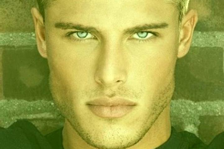 Hannah, 30, a blonde dark-eyed caucasian companion based in Zakarekro. Offering Travel Companion, Couples, Fetish, Overnight. Available for incall and outcal...