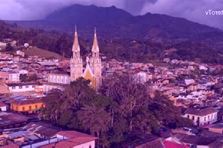 Hannah, 30 — Escort in Chinavita, Colombia