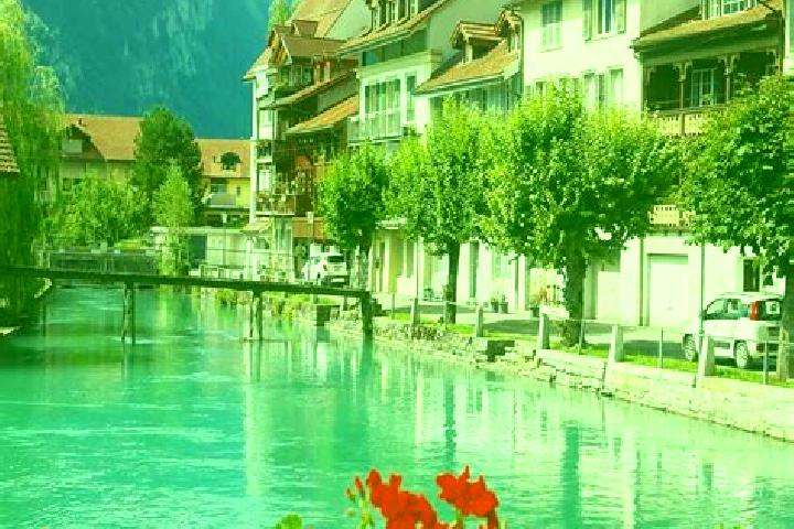 Hannah, 30 — Escort in Hagglingen, Switzerland