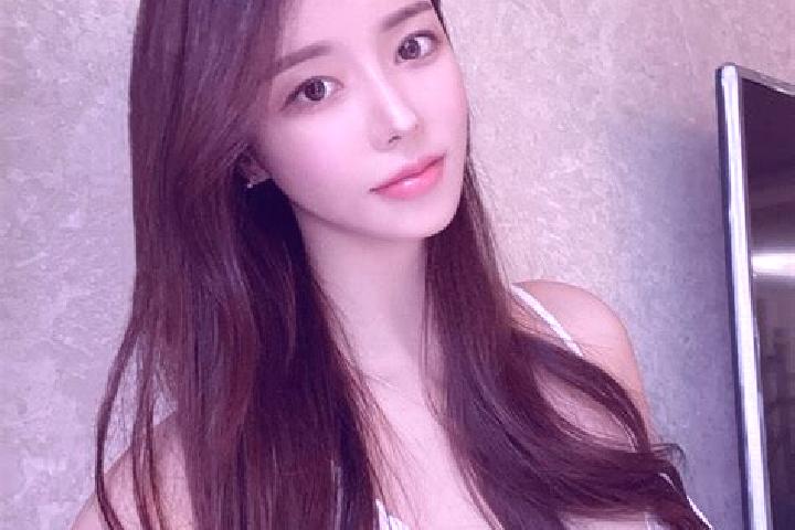 Hannah, 30 — Escort in Huangtudian, China