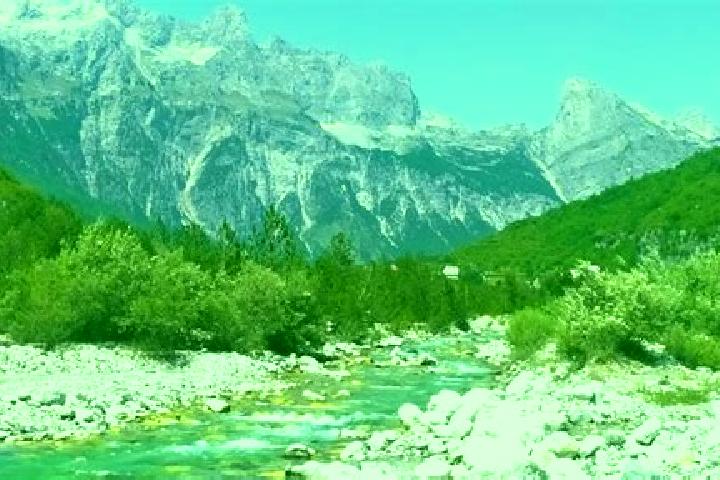 Hannah, 30 — Escort in Kacinar, Albania