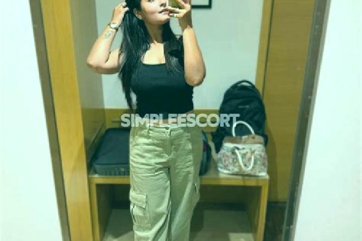 Hannah, 30 — Escort in Kangra, India