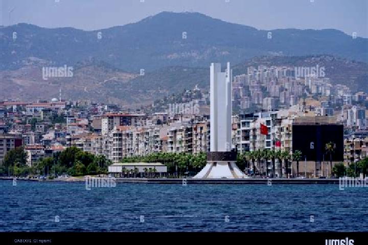Hannah, 30 — Escort in Karsiyaka, Turkey
