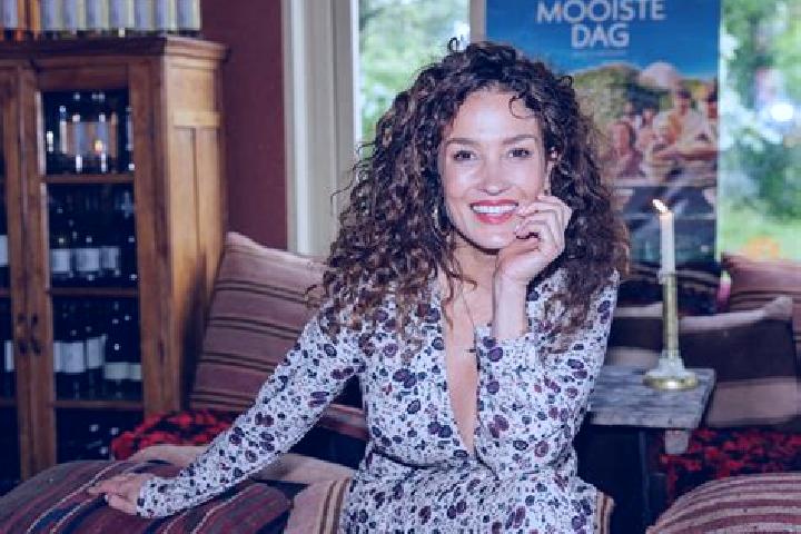 Hannah, 30 — Escort in Middelbeers, Netherlands