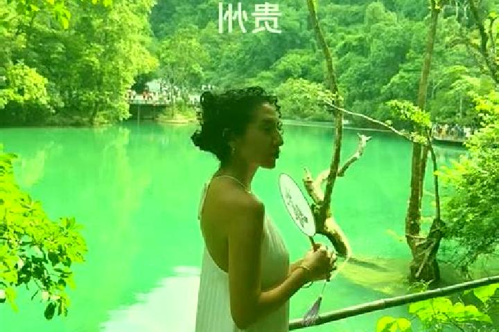 Hannah, 30 — Escort in Tunbao, China