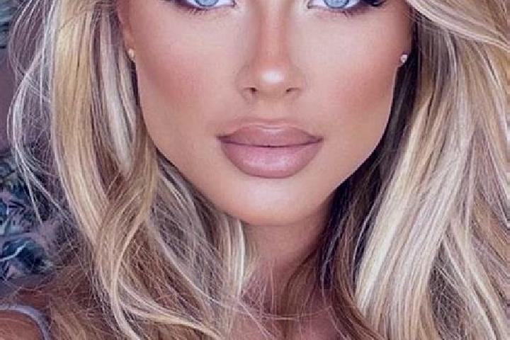 Hannah, 31, a blonde blue-eyed latina companion based in Oberriexingen. Offering Overnight, Striptease, 69. Available for incall and outcall, day and evening...