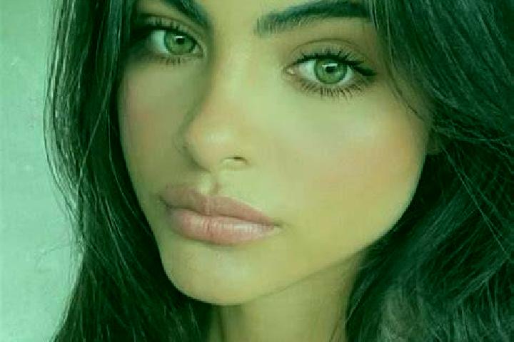 Hannah, 31, a brunette dark-eyed middle eastern companion based in Serian. Offering Striptease, Couples, Prostate Massage. Available for incall and outcall, ...