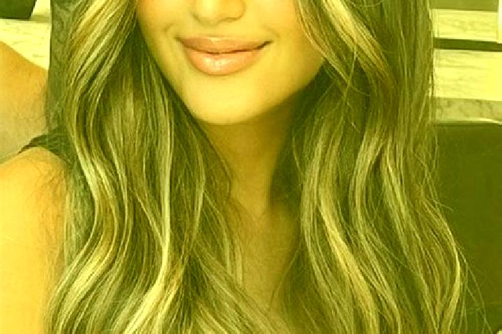 Hannah, 31, a dark blonde brown-eyed caucasian companion based in Arcos de la Sierra. Offering Girlfriend Experience, Tantra, Domination, Dinner Date. Availa...