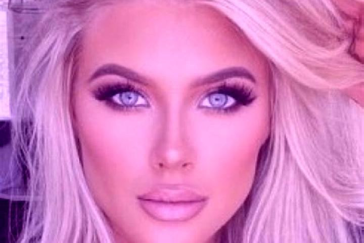 Hannah, 31, a platinum blonde amber-eyed caucasian companion based in Ojo de Agua Centro. Offering Striptease, 69, Massage, Deep French Kissing. Available fo...