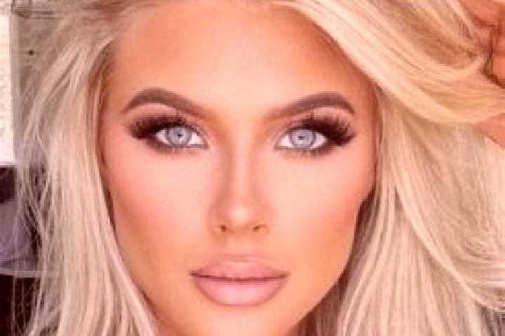 Hannah, 31, a platinum blonde amber-eyed mixed companion based in Manapa. Offering Domination, 69, Tantra, Erotic Massage, Dinner Date. Available for incall ...