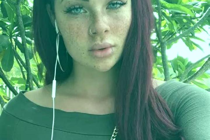Hannah, 31, a red green-eyed european companion based in Gingen an der Fils. Offering Couples, 69, Deep French Kissing. Available for incall and outcall, ove...