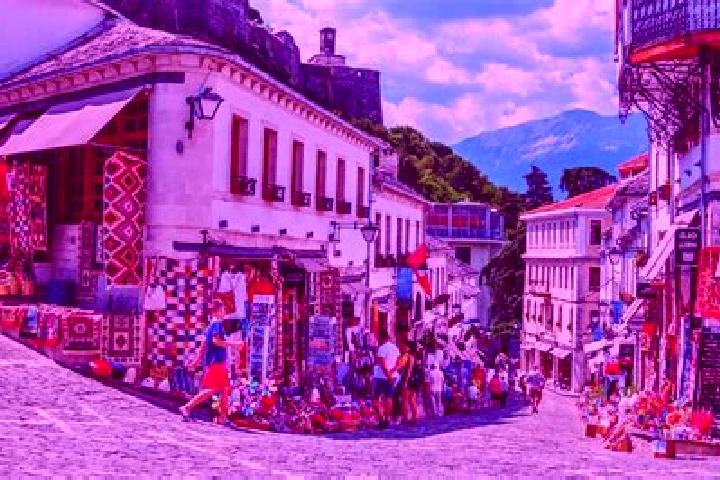 Hannah, 31 — Escort in Cakran, Albania