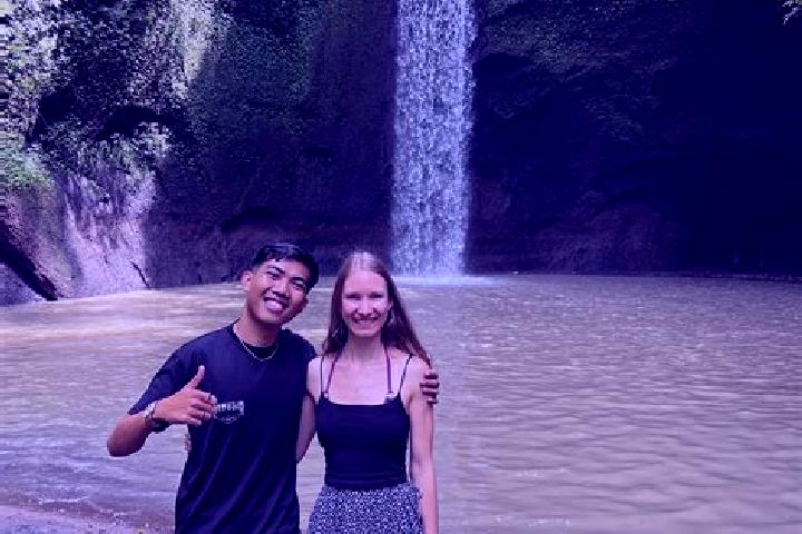 Hannah, 31 — Escort in Gianyar, Indonesia