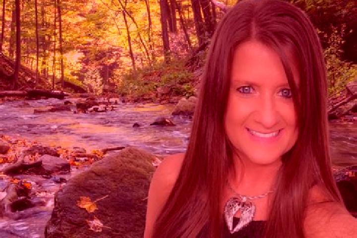 Hannah, 31 — Escort in Pettit, United States