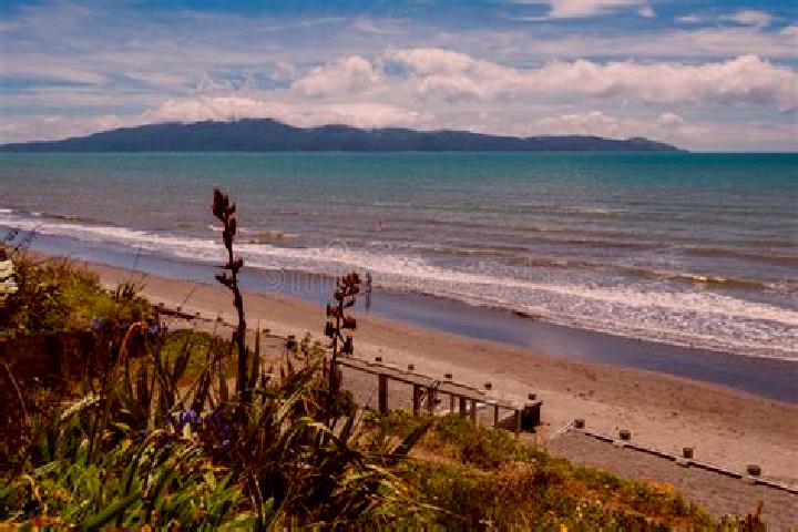 Hannah, 31 — Escort in Raumati Beach, New Zealand
