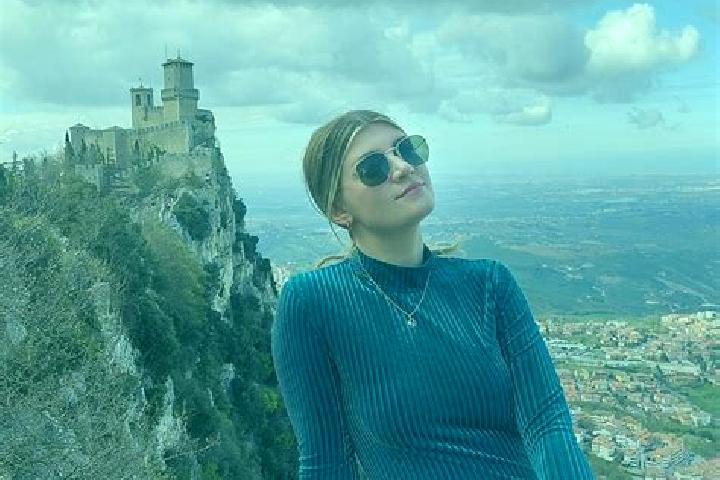 Hannah, 31 — Escort in San Marino, Italy