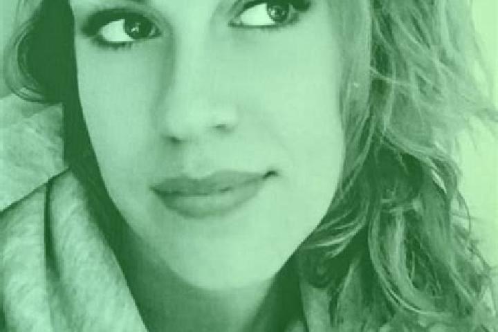 Hannah, 31 — Escort in Villiers-en-Lieu, France