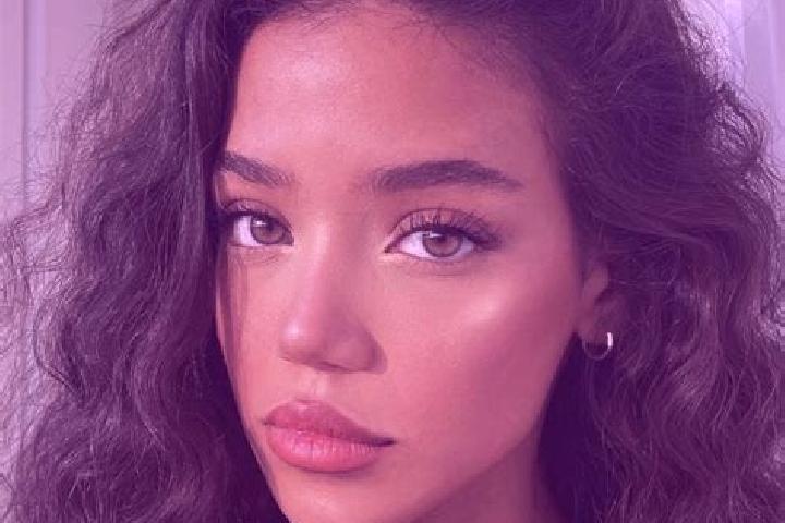 Hannah, 32, a black brown-eyed mediterranean companion based in Canhas. Offering Overnight, Girlfriend Experience, CIM. Available for incall and outcall, ove...