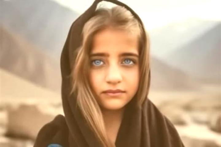 Hannah, 32, a blonde brown-eyed middle eastern companion based in Gouesnach. Offering Dinner Date, Couples, Travel Companion. Available for incall and outcal...